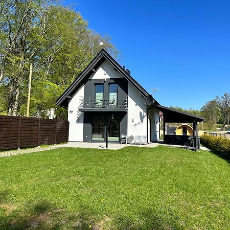 Domowy Zakatek Villa Tuchom Eksteriør billede